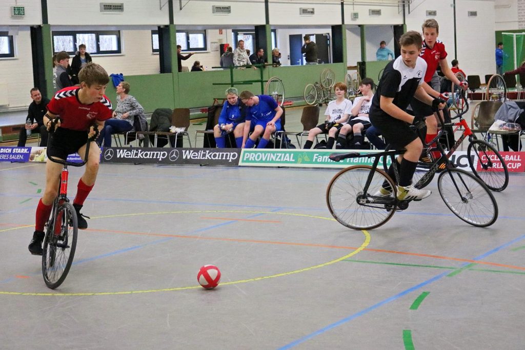 Drei Siege beim Heimspieltag für Maurice (am Ball) und Nils