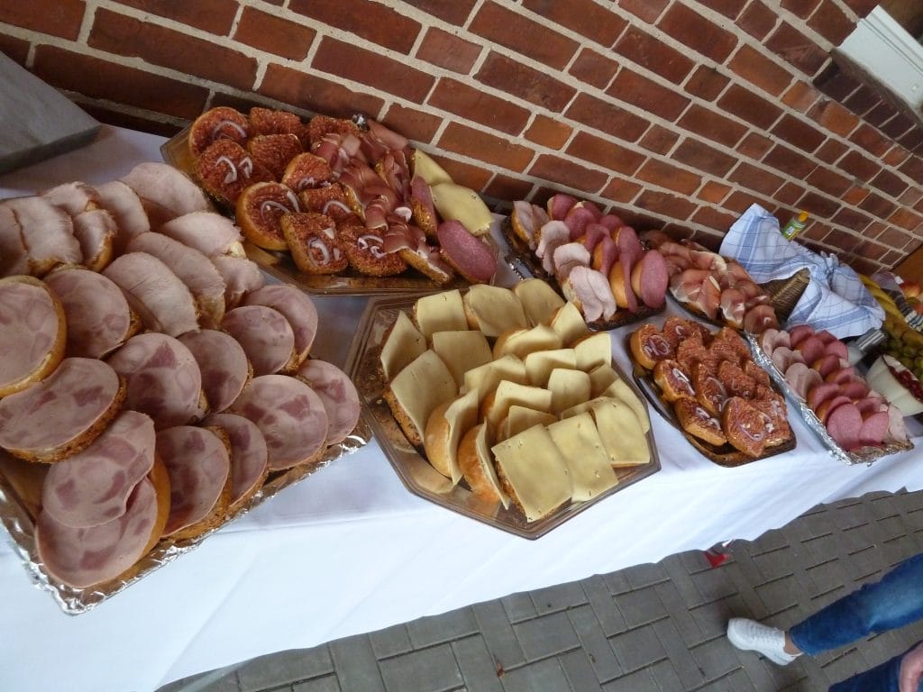Frühstück
